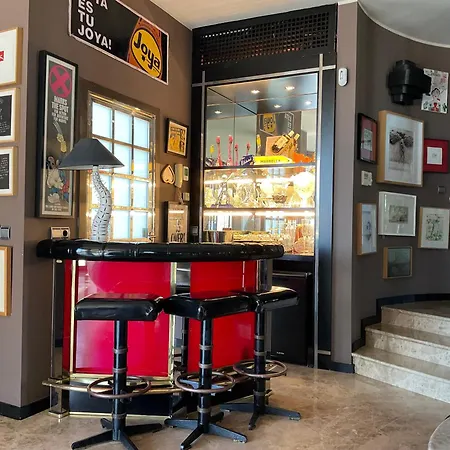 Boutique Art Homestay Marbella