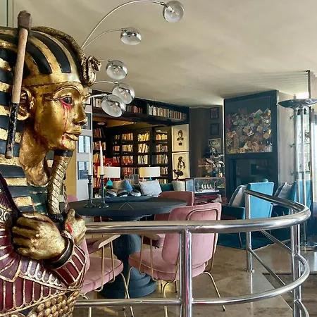 Boutique Art * 马尔韦利亚