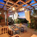 Boutique Art Homestay