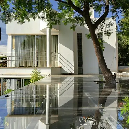 ホームステイ Boutique Art *