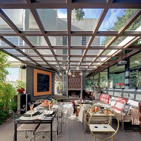 ホームステイ Boutique Art マルベーリャ