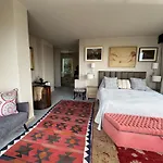 Boutique Art בית אירוח